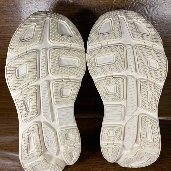Hoka Bondi 9 women’s shoe size 7 - Picture 10 of 13